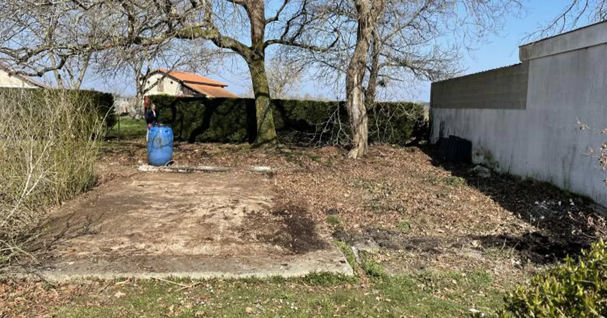 Déblaiement extérieur par Telotroc débarras du 40 Landes